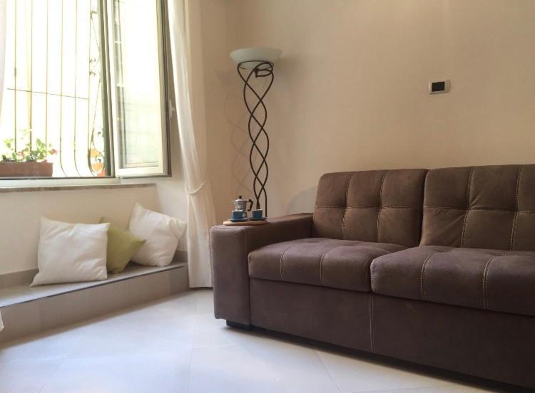 شقة Santi Apostoli House نابولي المظهر الخارجي الصورة
