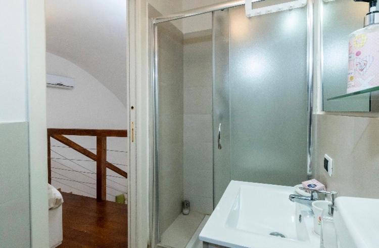 شقة Santi Apostoli House نابولي المظهر الخارجي الصورة