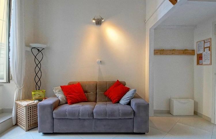 شقة Santi Apostoli House نابولي المظهر الخارجي الصورة